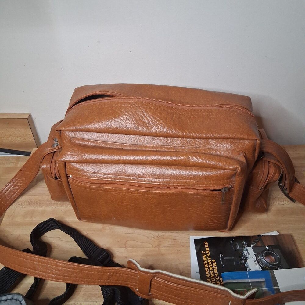 Vintage Camera Bag Case Dividers Zip Pockets And Lot Of Lens,Films,Flashers